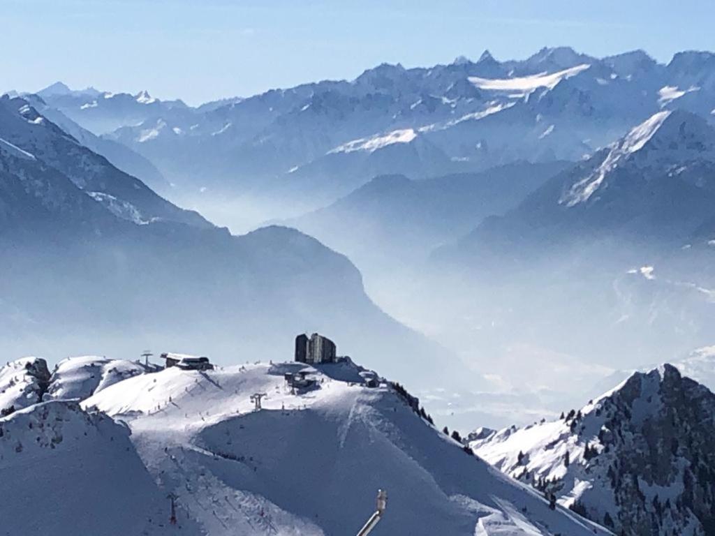 Апартаменты Swiss Mountains Лейсен Экстерьер фото